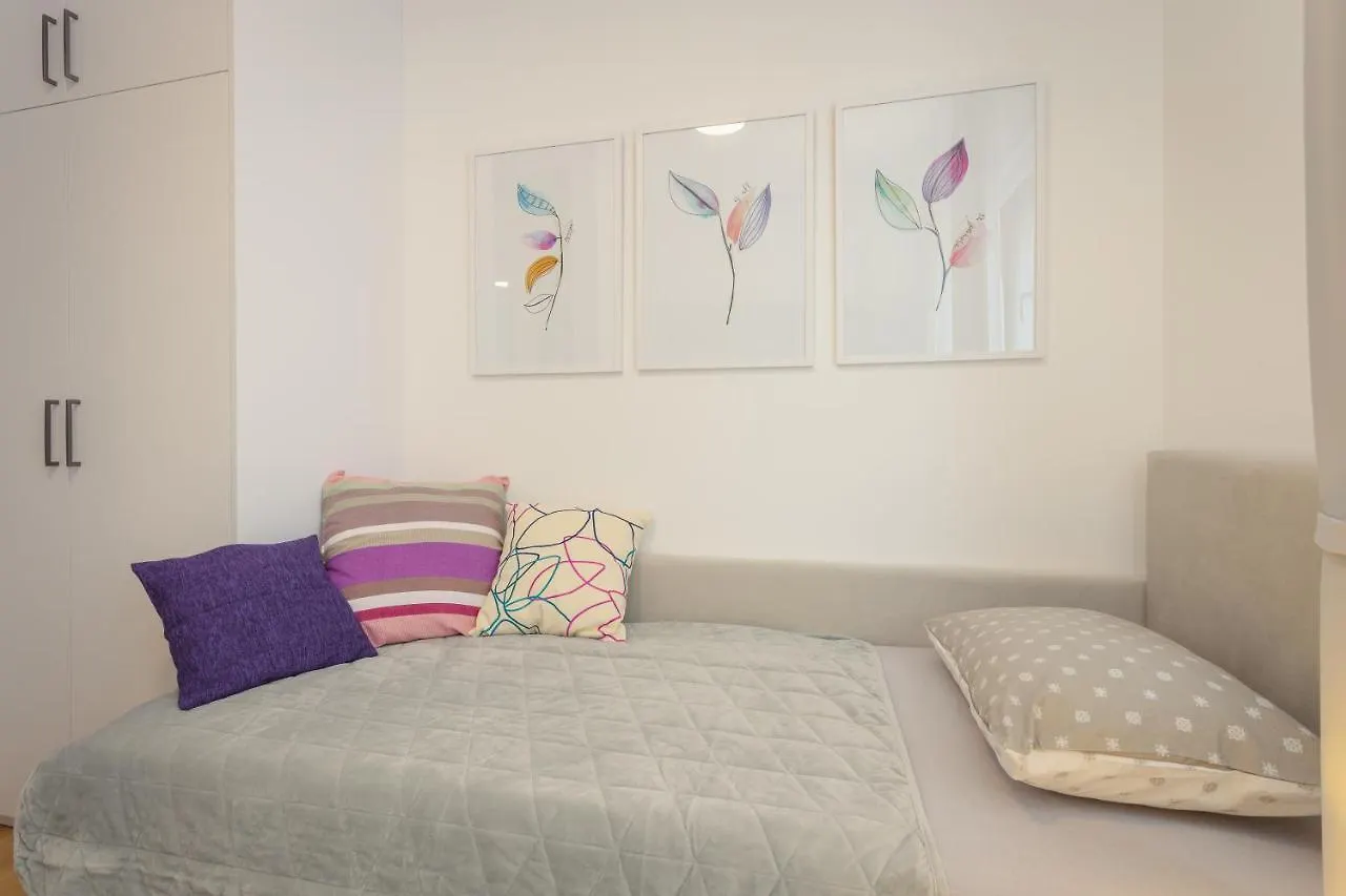 Cozy And Elegant Apartamento Pula
